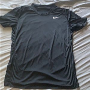 Large Black Men’s Dri-Fit Nike Shirt